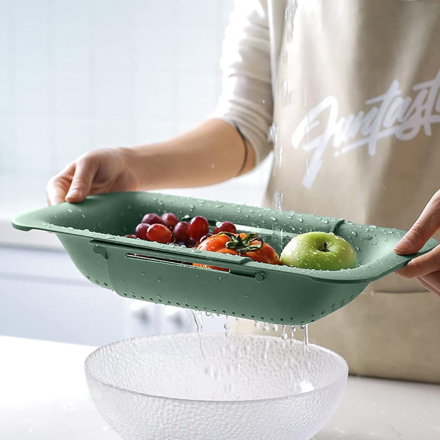 Collapsible Sink Colanders and Strainers Basket Extendable Plastic Fruit Vegetable Strainer Drainer Basket for Kitchen (Length 13.6 inch-18.7 inch) (Apple Green)