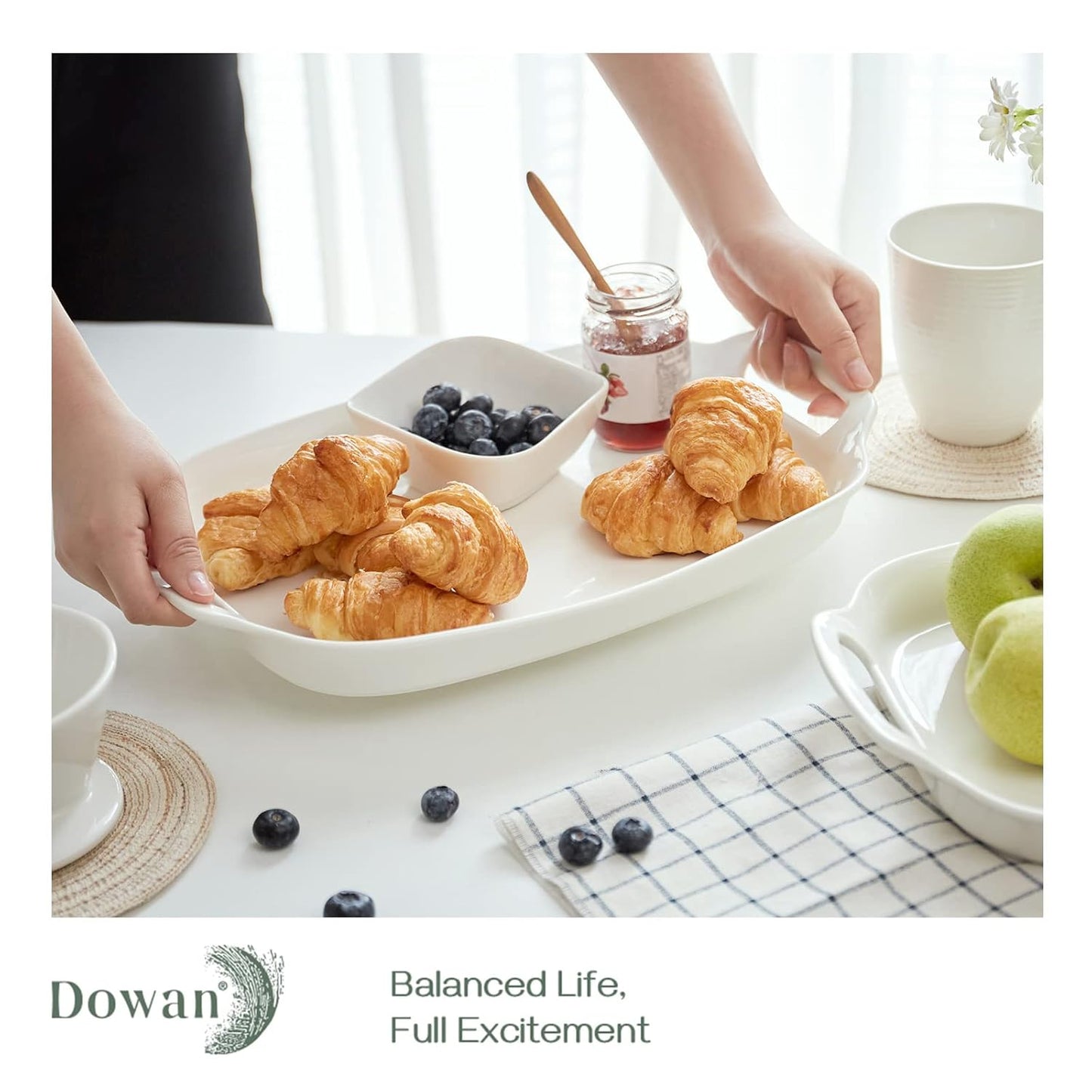 DOWAN Serving Tray with Handles, 15.4" Large Platters for Wedding Decor, Porcelain Serving Dish for Entertaining, White Plates for Salad Meat Fruit Dessert, Set of 2