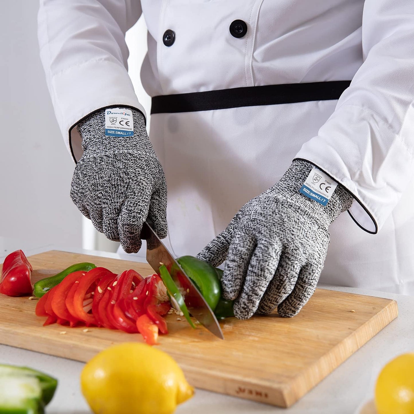 Dowellife 3 Pairs Cut Resistant Gloves Food Grade Level 5 Protection, Safety Kitchen Cuts Gloves for Mandolin Slicing, Fish Fillet, Oyster Shucking, Meat Cutting and Wood Carving (Black Gray, Large)