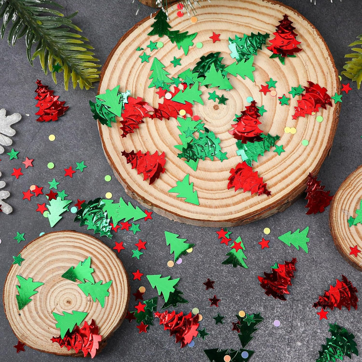 MARFOREVER Christmas Glitter Confetti, Tree Metallic Foil Confetti Party Scatter Red Green Xmas Stars Sequins Sprinkles Table for Winter Christmas Party Supplies Decorations