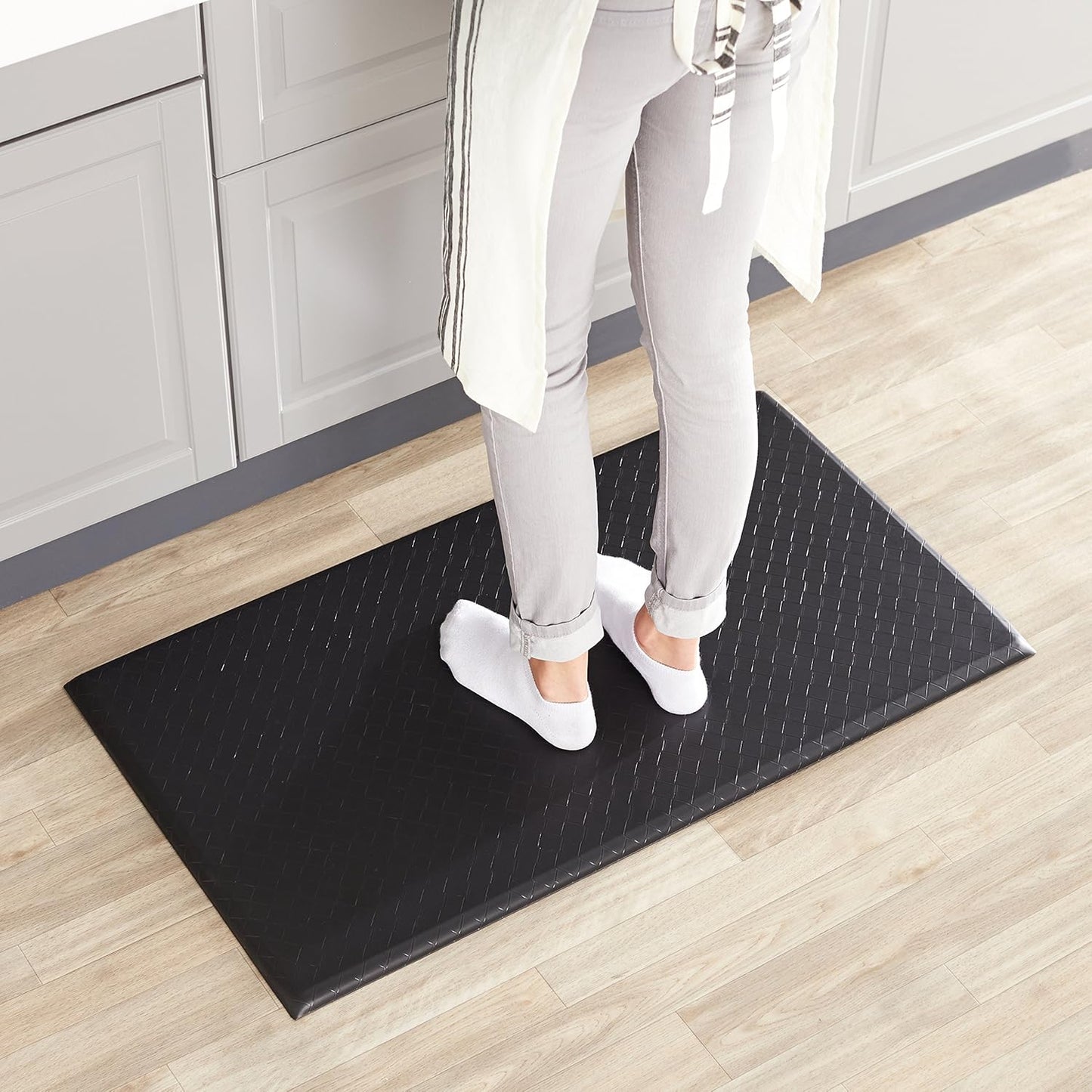 Amazon Basics Anti-Fatigue Standing Mat, Non-Slip, Comfort Mat for Home and Office, 20W x 36L x 0.6Th in, Geometric, Black, 5-Pack